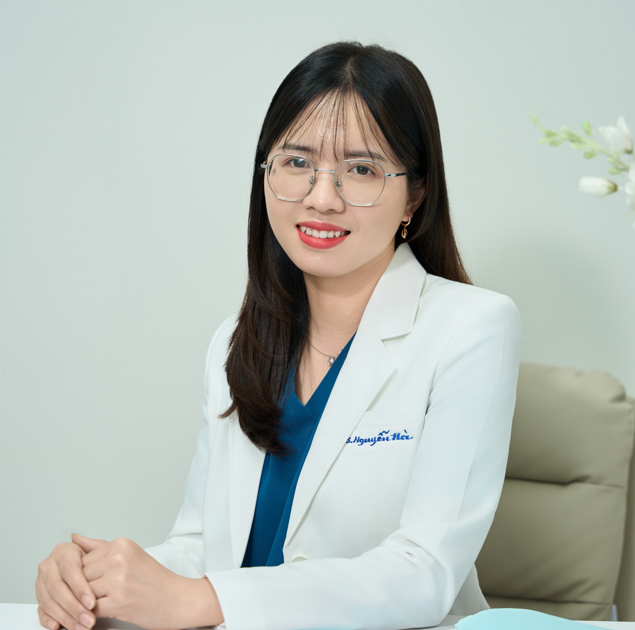 Bác sĩ Nguyễn Hà